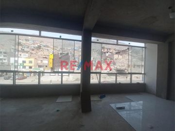 Casa Comercial Con Sotano