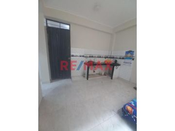 Casa Comercial Con Sotano