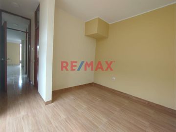 Alquiler De Dpto En Primer Piso En Urb.Boulevard Park Plaza // ID: 1118663