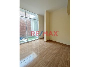 Alquiler De Dpto En Primer Piso En Urb.Boulevard Park Plaza // ID: 1118663