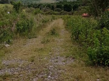 EN VENTA GRAN TERRENO EN ESQUINA – 741 M2 - Grapanazú