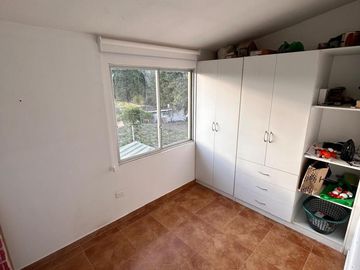 COMODA CASA EN SECTOR EXCELENTE TUMBACO