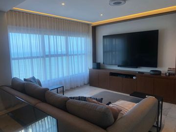 VENDO PENT HOUSE EN UNO DE LAS TORRES MAS BONITAS DE LA CIUDAD Y CON BELLOS PANORAMAS DE BOCA DEL RIO