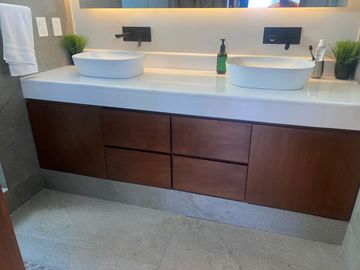 VENDO PENT HOUSE EN UNO DE LAS TORRES MAS BONITAS DE LA CIUDAD Y CON BELLOS PANORAMAS DE BOCA DEL RIO