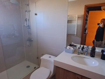 Cómoda y amplia casa en condominio El Bayo UF 9.180