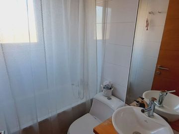Cómoda y amplia casa en condominio El Bayo UF 9.180