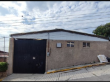 VENTA DE CASA Y BODEGA EN LA COLONIA PROGRESO EN JIUTEPEC, MORELOS.