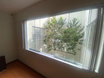 FLAT VISTA EXTERNA, CON BALCON TIPO TERRAZA, ASCENSOR DIRECTO, 3DORM C/ BAÑO INCORP. C/U