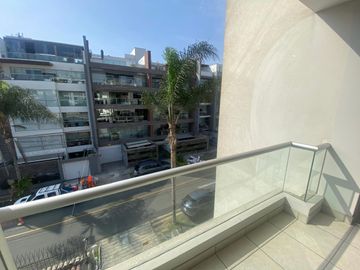 FLAT VISTA EXTERNA, CON BALCON TIPO TERRAZA, ASCENSOR DIRECTO, 3DORM C/ BAÑO INCORP. C/U
