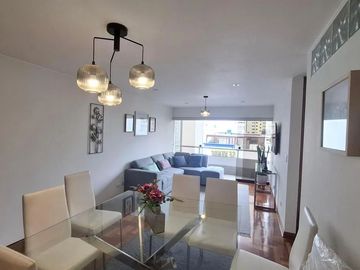 Se Vende Hermoso Departamento En Miraflores Cerca Malecon Cisneros