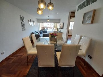 Se Vende Hermoso Departamento En Miraflores Cerca Malecon Cisneros