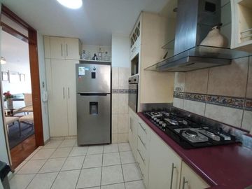Se Vende Hermoso Departamento En Miraflores Cerca Malecon Cisneros