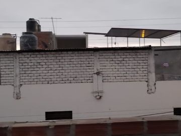SE VENDE CASA EN LA ESTANCIA DE LURIN
