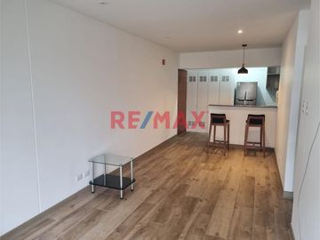 Vive En La Zona Mas Centrica De San Isidro, Con Acceso A Avenidas Principales Como Javier Prado Y Salaverry, A Pocas Cuadras Del Real Plaza De Salaver
