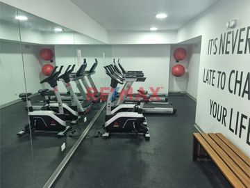 Vive En La Zona Mas Centrica De San Isidro, Con Acceso A Avenidas Principales Como Javier Prado Y Salaverry, A Pocas Cuadras Del Real Plaza De Salaver