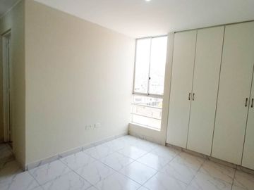 Venta De Lindo Dúplex En Los Olivos