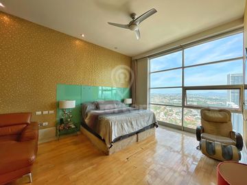 Departamento en  venta Torre Titanium Puerta de Hierro, Zapopan.