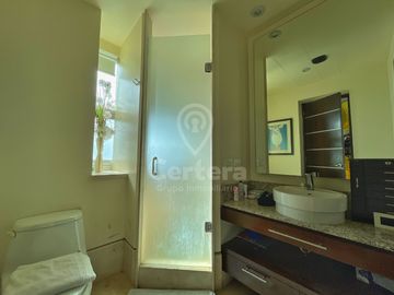Departamento en  venta Torre Titanium Puerta de Hierro, Zapopan.