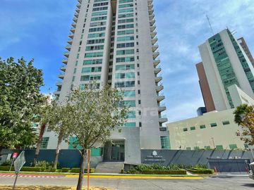 Departamento en  venta Torre Titanium Puerta de Hierro, Zapopan.