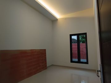 BARU rumah siap huni dekat stadion maguwoharjo