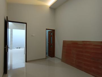 BARU rumah siap huni dekat stadion maguwoharjo