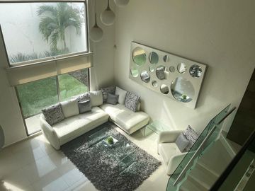 CASA CON ALBERCA EN VENTA