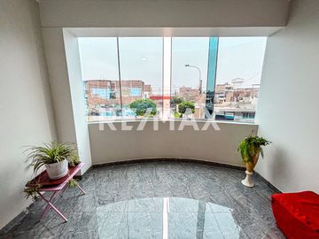 ¡Gran Oportunidad! Casa En Venta En Exclusivo Condominio De Carabayllo Límite Con Puente Piedra