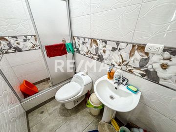 ¡Gran Oportunidad! Casa En Venta En Exclusivo Condominio De Carabayllo Límite Con Puente Piedra