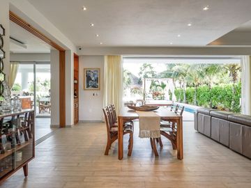CASA SERRANO - CANAL ACCESS - BOAT - PRIVATE POOL - 3 BR - 4.5 BTR - PUERTO AVENTURAS
