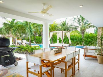 CASA SERRANO - CANAL ACCESS - BOAT - PRIVATE POOL - 3 BR - 4.5 BTR - PUERTO AVENTURAS