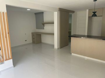 VENDO HERMOSO APARTAMENTO PRIMER PISO KACHIPAY SM