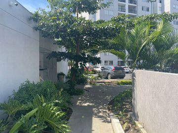 VENDO HERMOSO APARTAMENTO PRIMER PISO KACHIPAY SM
