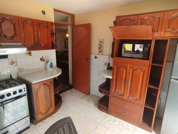 ¡Venta de Hermosa Casa en el Límite de Pueblo Libre!