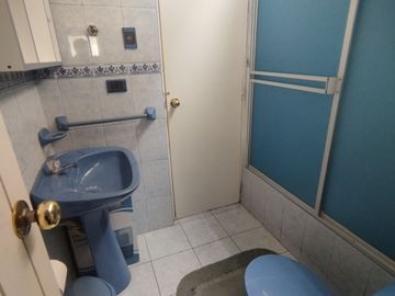 ¡Venta de Hermosa Casa en el Límite de Pueblo Libre!