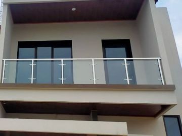 Rumah GV Juanda Dekat Margonda, Baru 2 LANTAI, Mewah Harga Murah di Sukmajaya Kota Depok Jual Dijual