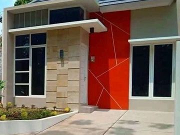 Rumah Tengah Kota dekat Swalayan RAMAI Manyaran Semarang Barat