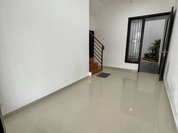 Rumah Bamb.Prm. (BAMBU APUS-BINTARO) Murah 2 LANTAI Mewah Tangsel Kota Tangerang Selatan Jual Dijual