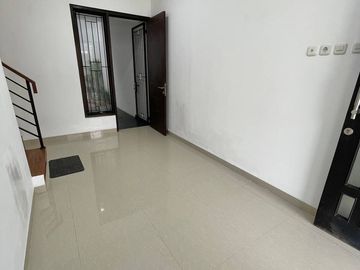 Rumah Bamb.Prm. (BAMBU APUS-BINTARO) Murah 2 LANTAI Mewah Tangsel Kota Tangerang Selatan Jual Dijual