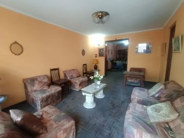 Venta de Casa en Zarate - San Juan De Lurigancho