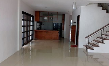 Spacious Duplex-Style Home for Sale  in Hillsborough Alabang