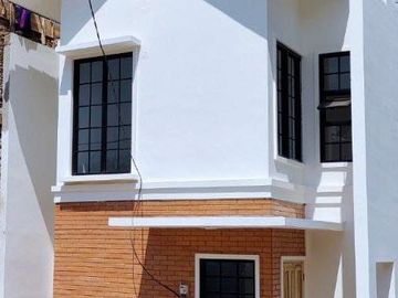 Rumah Heu Padasuka, Baru 2 LANTAI, Mewah Harga Murah, Dkt Cicaheum-Cicadas, Kota Bandung Jual Dijual