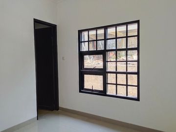 Rumah Heu Padasuka, Baru 2 LANTAI, Mewah Harga Murah, Dkt Cicaheum-Cicadas, Kota Bandung Jual Dijual