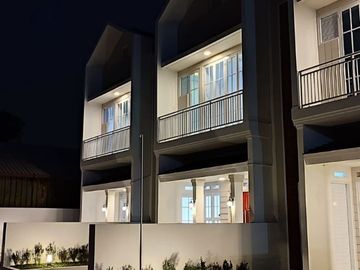 Rumah Cl Arcamanik-Antapani,Baru 2 LANTAI Harga Murah Mewah Minimalis Kota Bandung Timur Jual Dijual