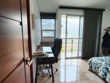 💥VENDO💥Casa Campestre en el exclusivo sector de Copacabana Barrio Pedregal parte alta Parcelación El Paraíso.