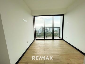 Departamento Duplex De Estreno En Venta En Barranco, Cerca Al Mar