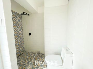 Departamento Duplex De Estreno En Venta En Barranco, Cerca Al Mar