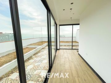 Departamento Duplex De Estreno En Venta En Barranco, Cerca Al Mar