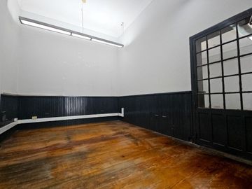 EN VENTA HERMOSA CASONA