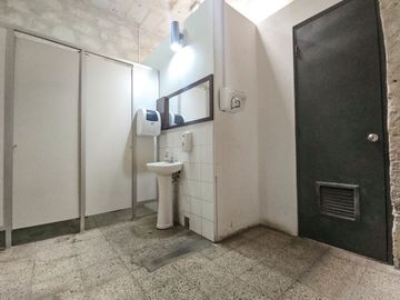 EN VENTA HERMOSA CASONA