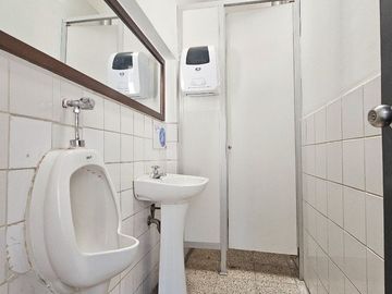 EN VENTA HERMOSA CASONA